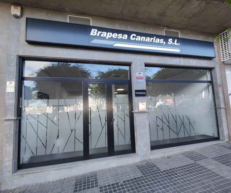 C. Fondos de Segura, 15 - Local 37